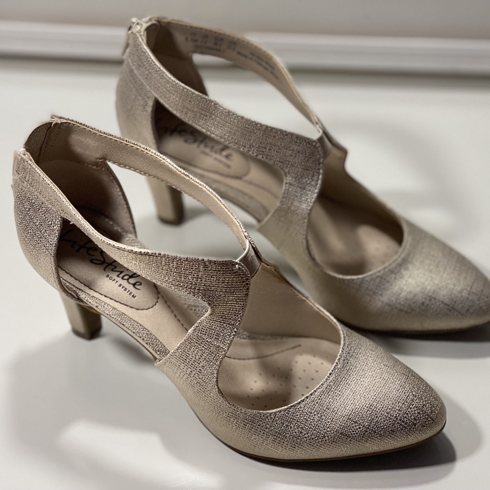 LifeStride Giovanna 2 Women's High Heels (light gold) Size 6.5